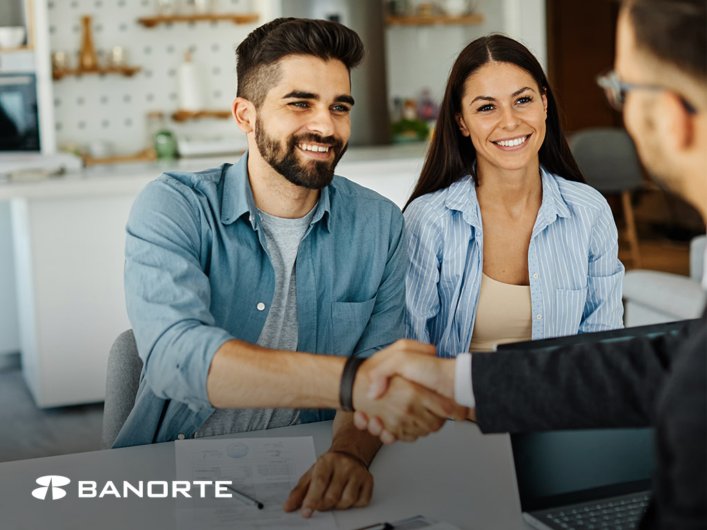 ${hcsMedia.imageAltText}