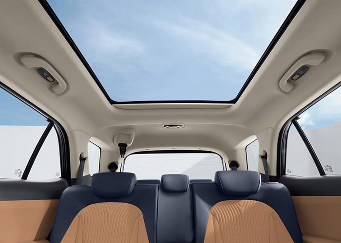 SUV creta grand techo panorámico luz espacio