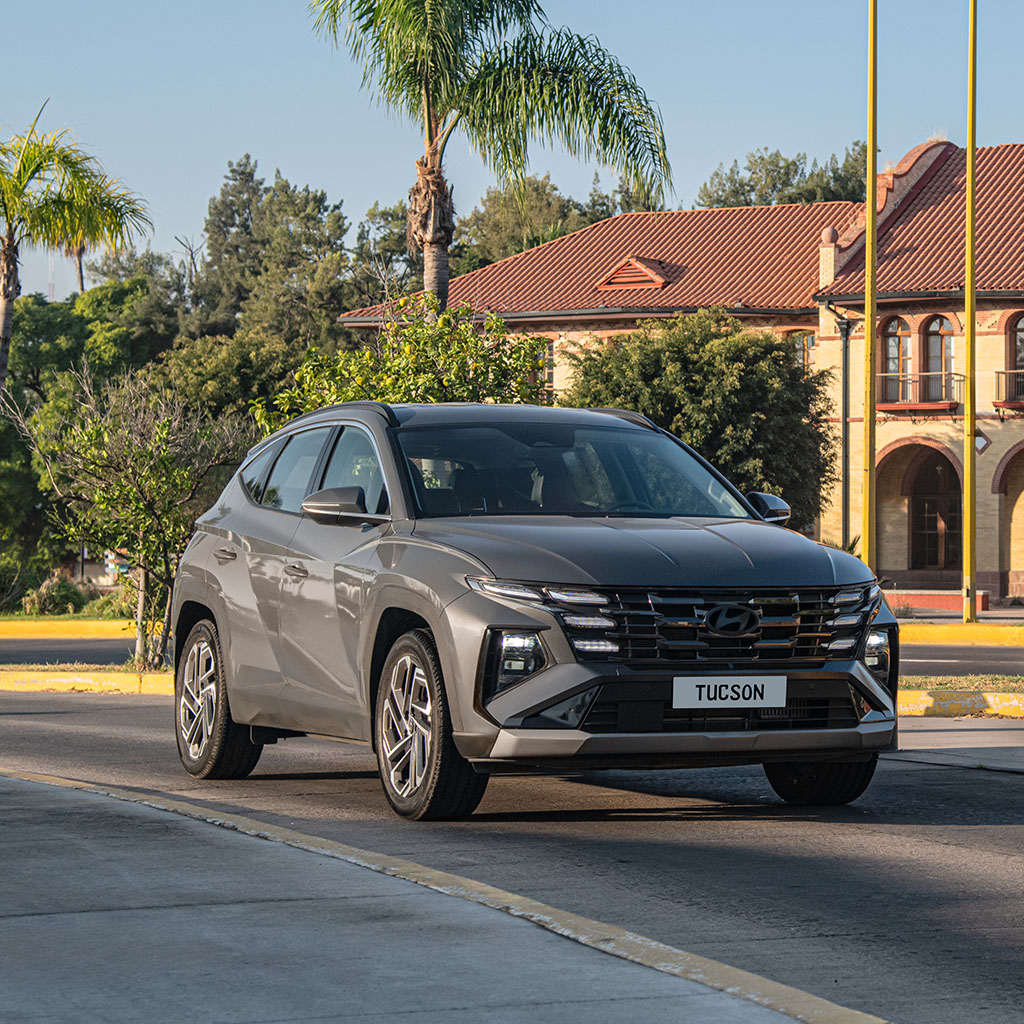 Tucson Híbrida 2026 vista frontal