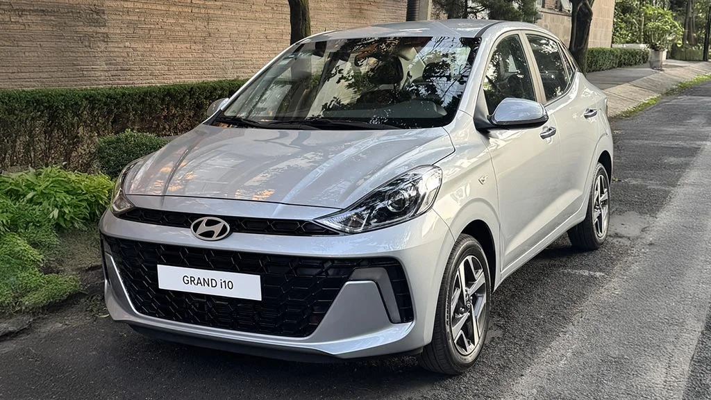 Grand i10 sd tu auto ideal
